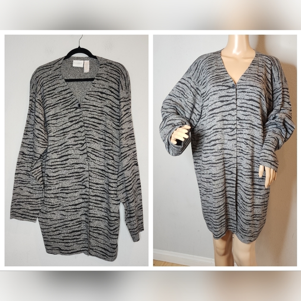 Liz Claiborne Grey Black‎ Zebra sweater cardigan. Size 3X